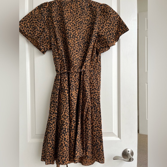 Madewell painted leopard flutter sleeve wrap minidress size Medium NWT - Picture 3 of 6